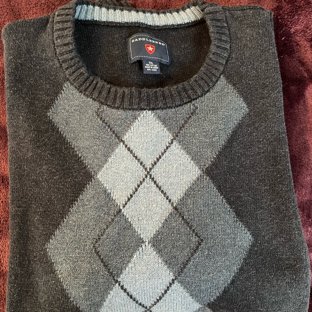 Men’s sweater